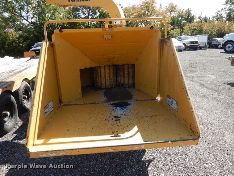 image for item DH0218 Vermeer BC1230A wood chipper