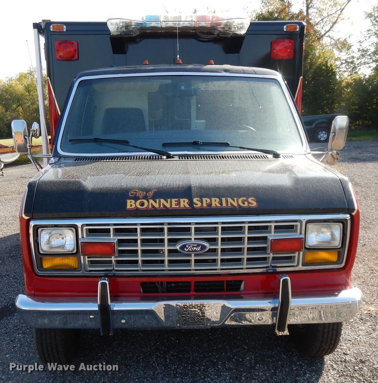 image for item DH0230 1988 Ford Econoline E350  mobile command center vehicle