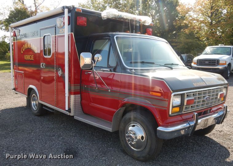 image for item DH0230 1988 Ford Econoline E350  mobile command center vehicle