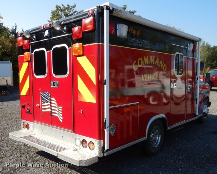 image for item DH0230 1988 Ford Econoline E350  mobile command center vehicle