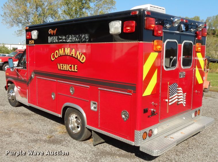 image for item DH0230 1988 Ford Econoline E350  mobile command center vehicle