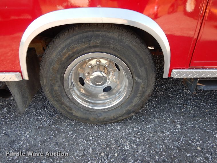 image for item DH0230 1988 Ford Econoline E350  mobile command center vehicle