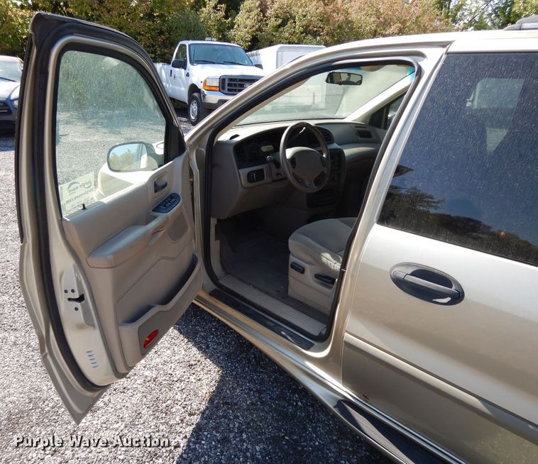 image for item DH0236 2000 Ford Windstar  van