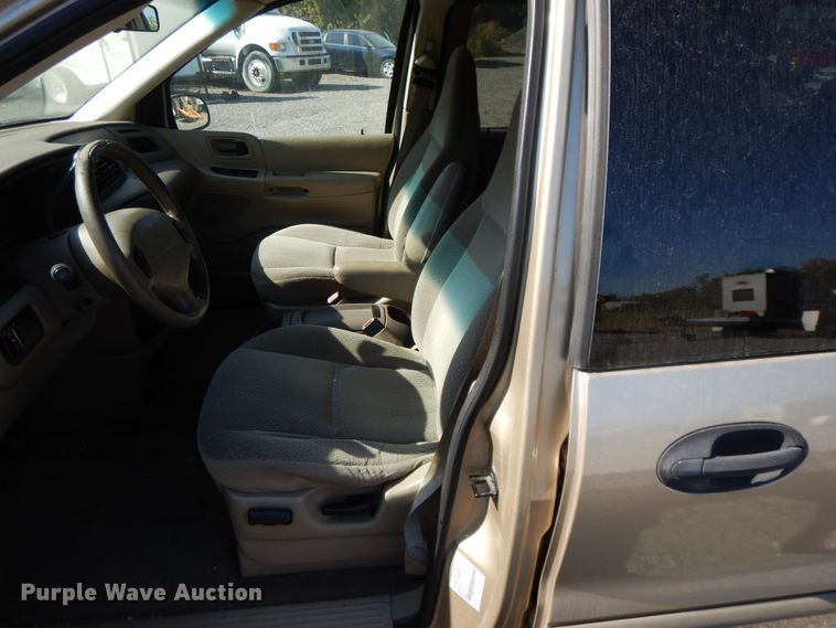 image for item DH0236 2000 Ford Windstar  van