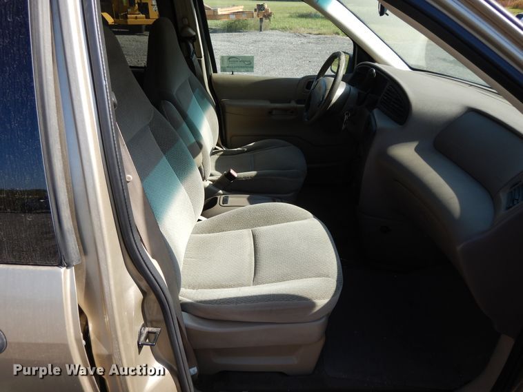image for item DH0236 2000 Ford Windstar  van