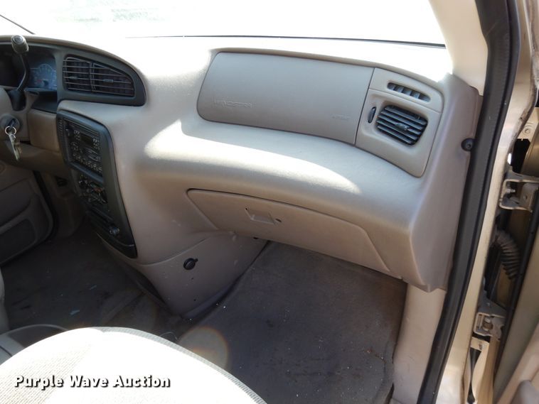 image for item DH0236 2000 Ford Windstar  van