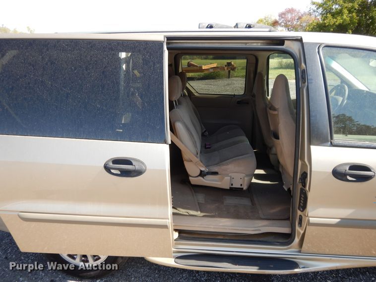 image for item DH0236 2000 Ford Windstar  van