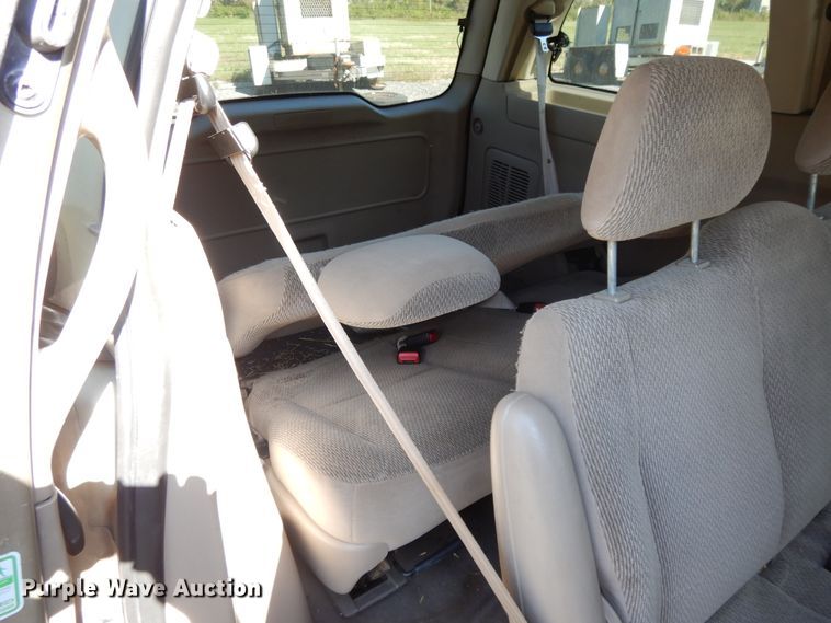 image for item DH0236 2000 Ford Windstar  van