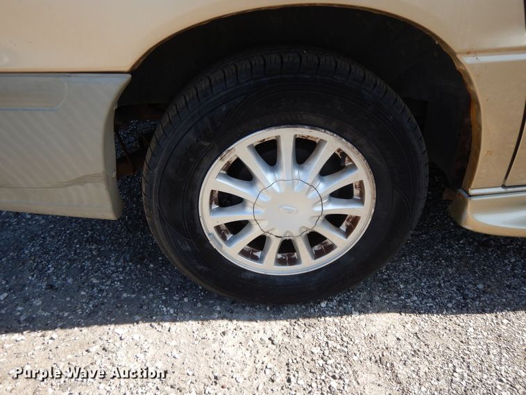 image for item DH0236 2000 Ford Windstar  van