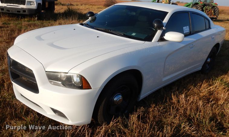 image for item DH3323 2013 Dodge Charger Police