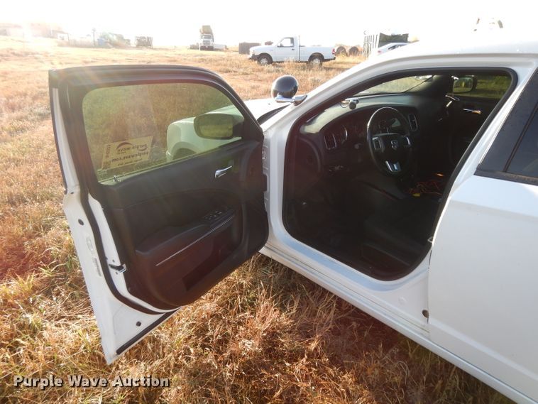 image for item DH3323 2013 Dodge Charger Police