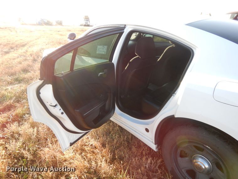 image for item DH3323 2013 Dodge Charger Police