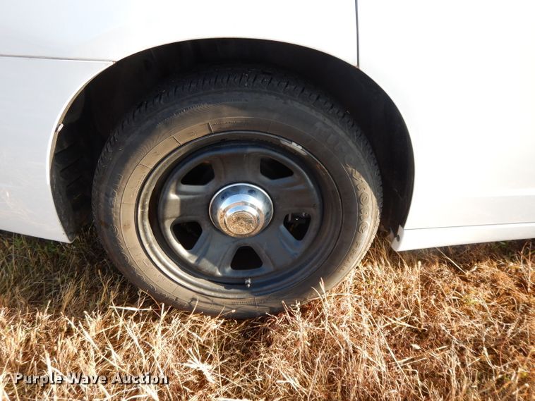 image for item DH3323 2013 Dodge Charger Police