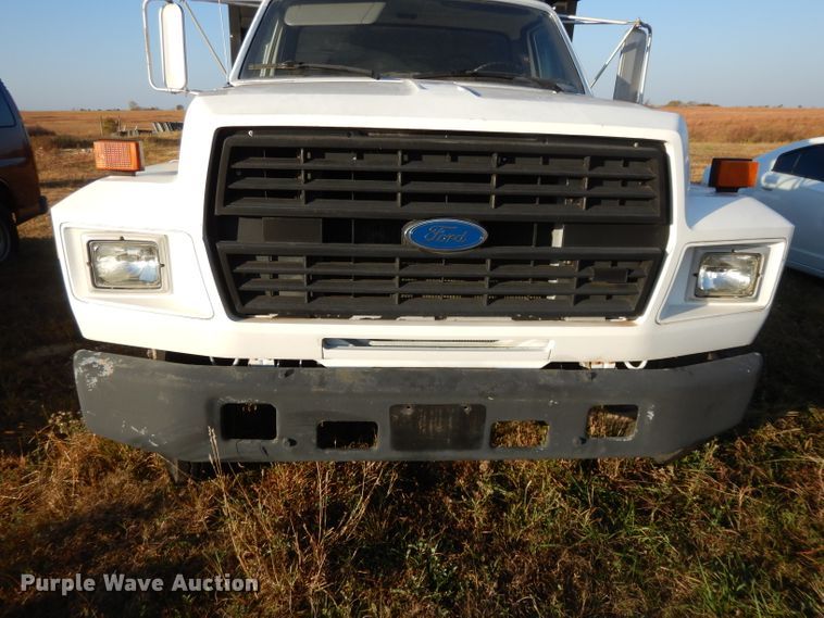 image for item DH3324 1991 Ford F600  dump truck