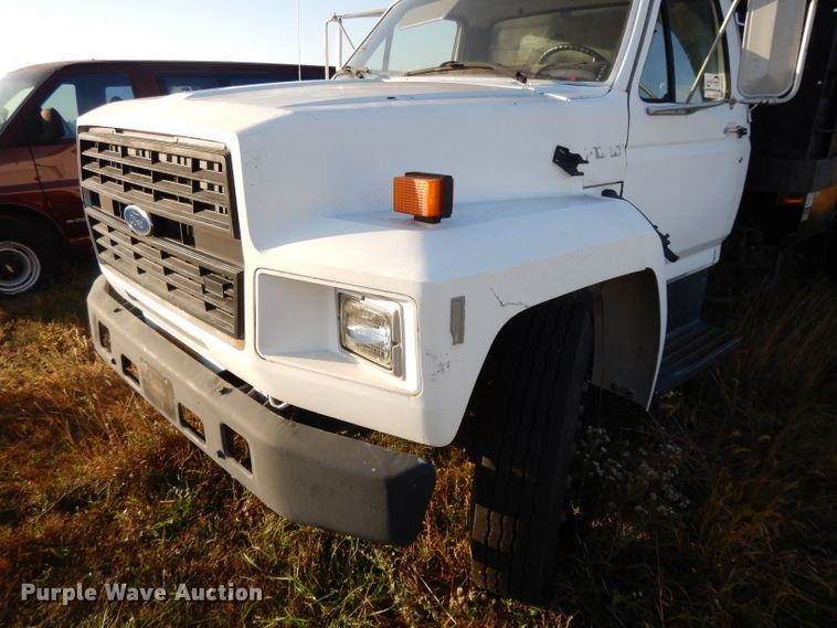 image for item DH3324 1991 Ford F600  dump truck