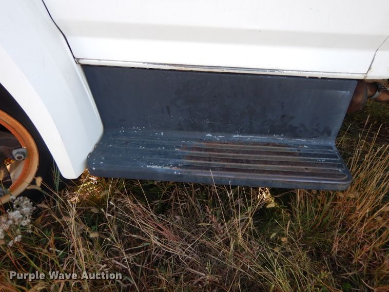 image for item DH3324 1991 Ford F600  dump truck