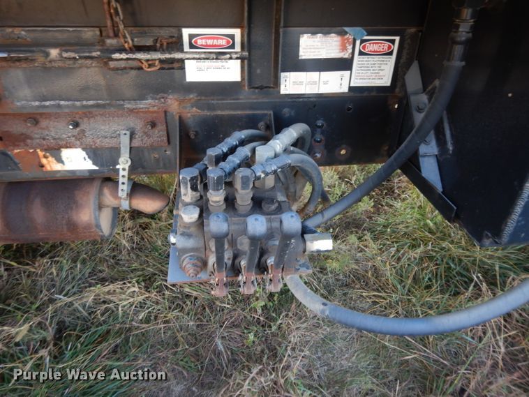 image for item DH3324 1991 Ford F600  dump truck