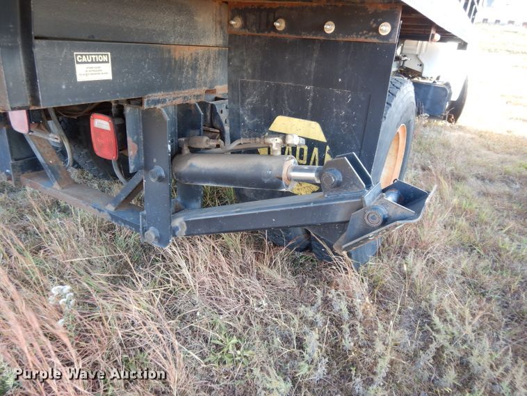 image for item DH3324 1991 Ford F600  dump truck