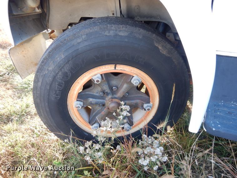 image for item DH3324 1991 Ford F600  dump truck