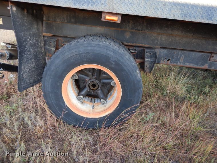 image for item DH3324 1991 Ford F600  dump truck