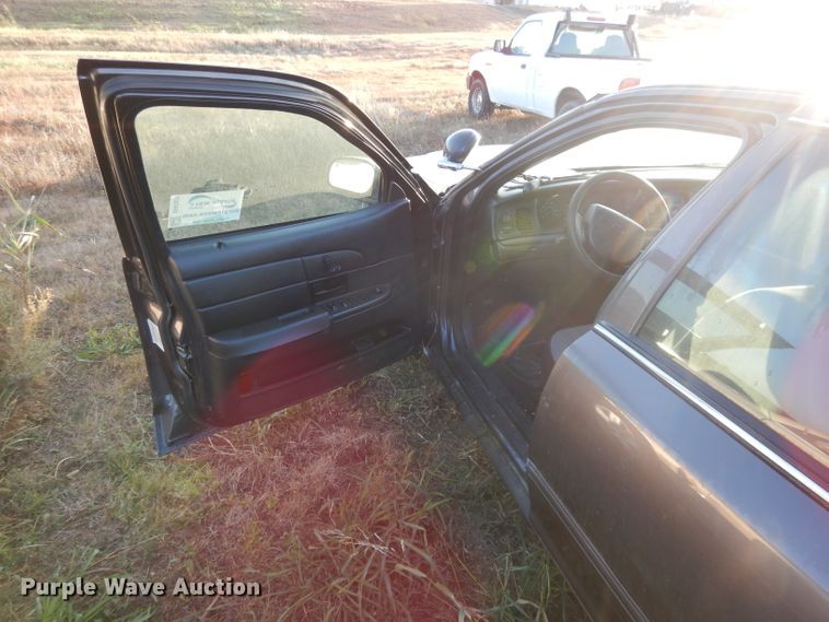 image for item DH3327 2009 Ford Crown Victoria Police Interceptor