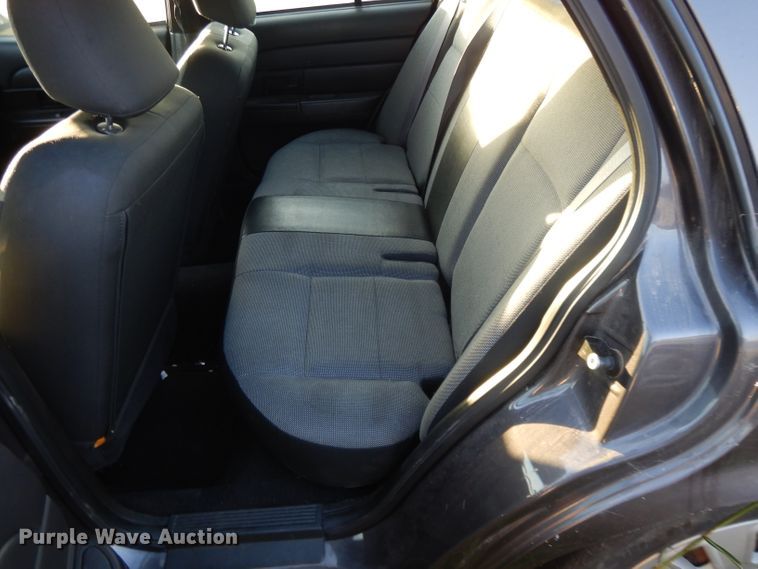 image for item DH3327 2009 Ford Crown Victoria Police Interceptor