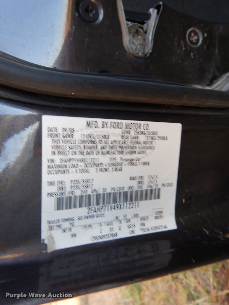 image for item DH3327 2009 Ford Crown Victoria Police Interceptor