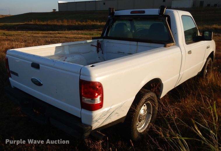 image for item DH3328 2006 Ford Ranger  pickup truck