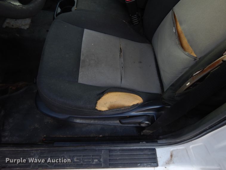 image for item DH3328 2006 Ford Ranger  pickup truck