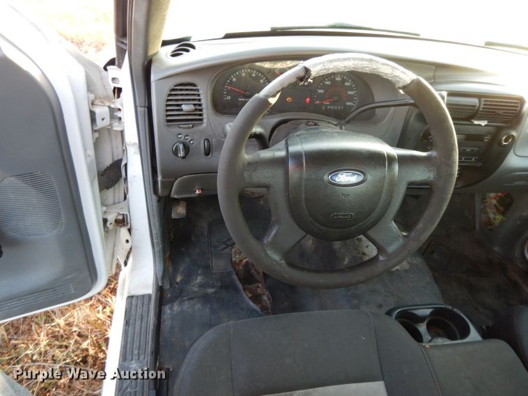 image for item DH3328 2006 Ford Ranger  pickup truck