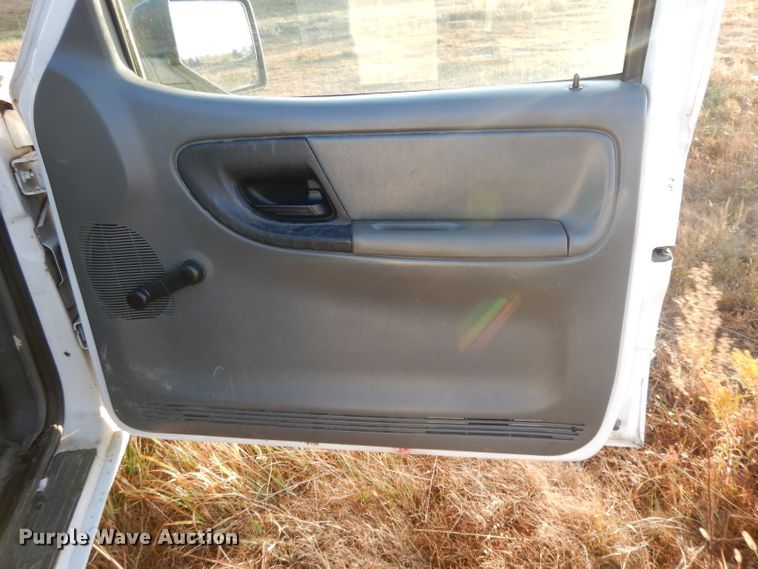 image for item DH3328 2006 Ford Ranger  pickup truck