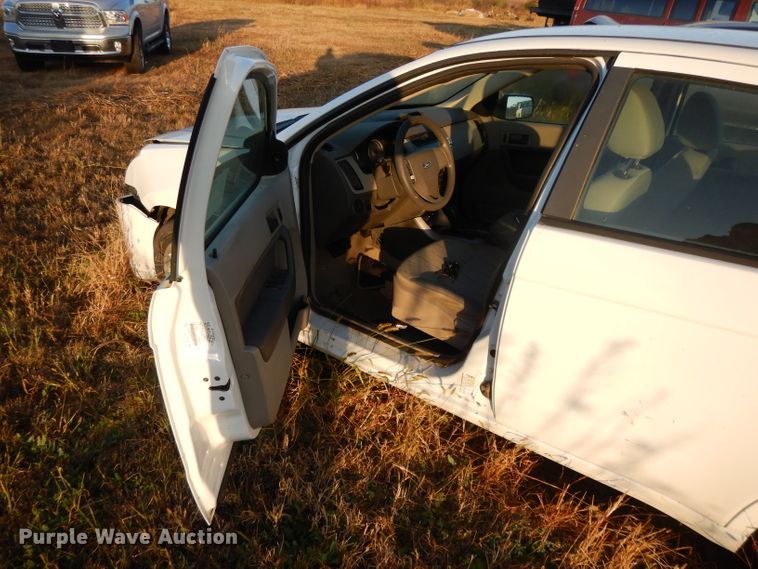 image for item DH3329 2008 Ford Focus