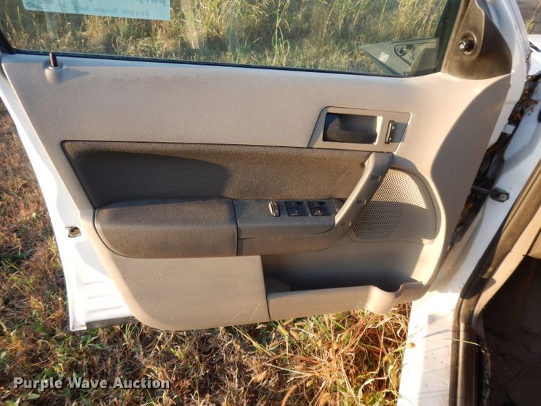 image for item DH3329 2008 Ford Focus