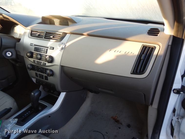 image for item DH3329 2008 Ford Focus