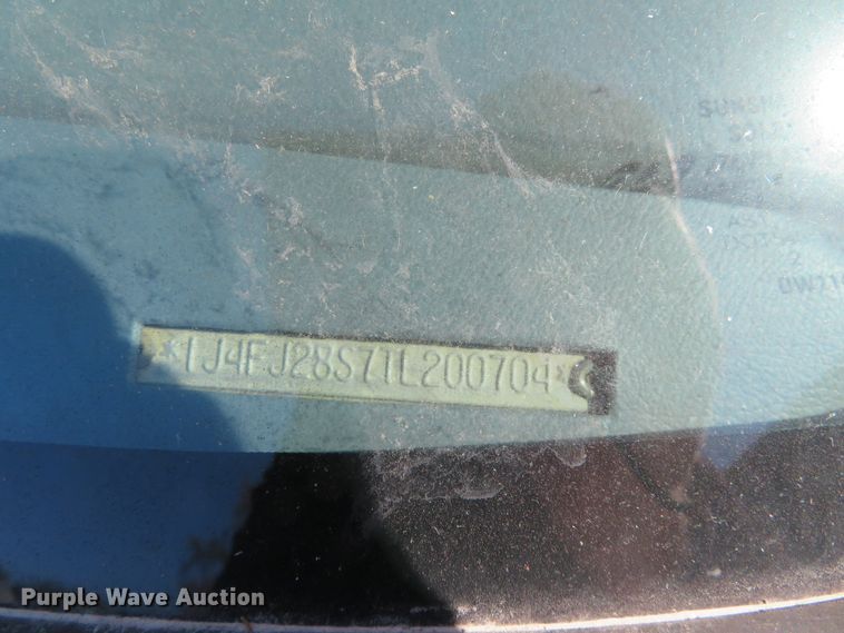 image for item DH3976 1996 Jeep Cherokee  SUV