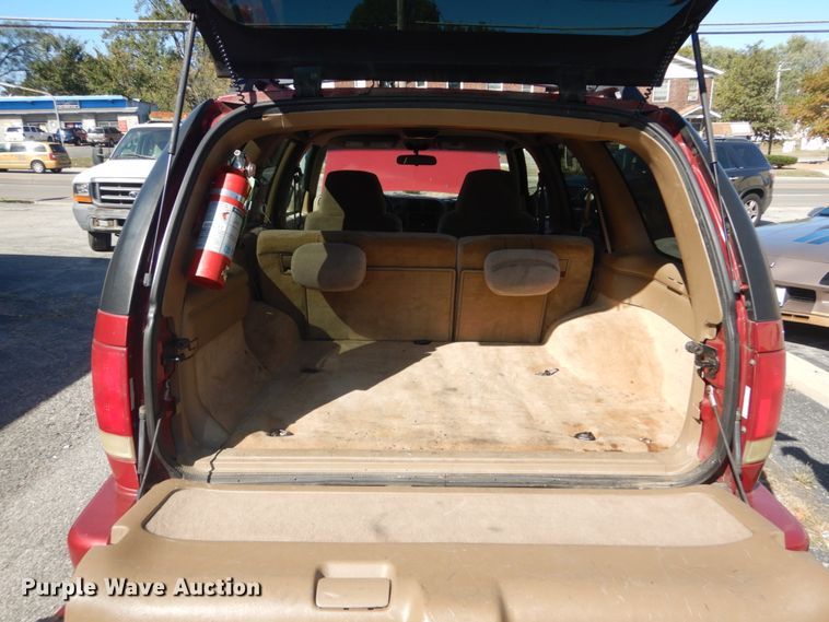 image for item DH5222 2002 Chevrolet Blazer  SUV