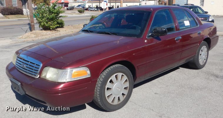 image for item DH5224 2006 Ford Crown Victoria Police Interceptor