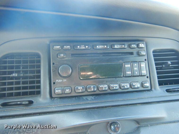 image for item DH5224 2006 Ford Crown Victoria Police Interceptor