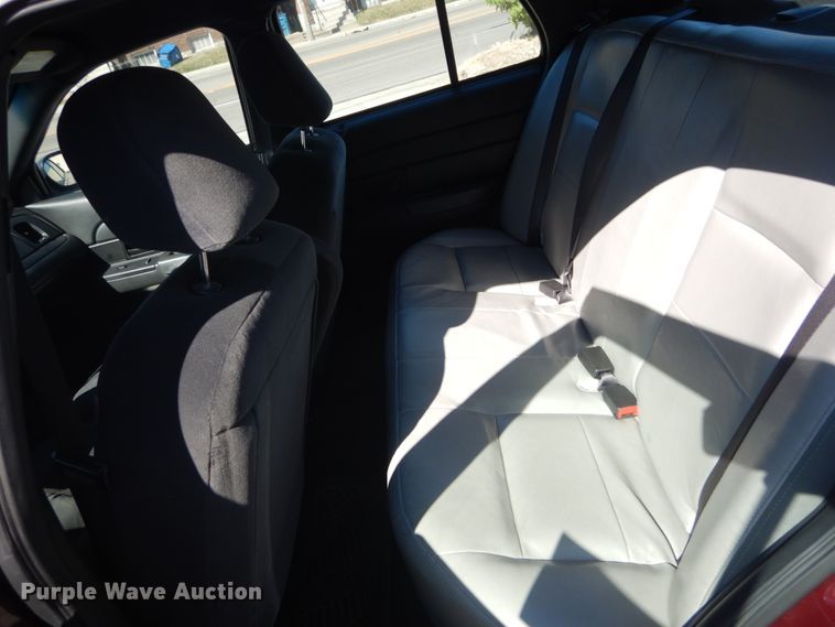 image for item DH5224 2006 Ford Crown Victoria Police Interceptor