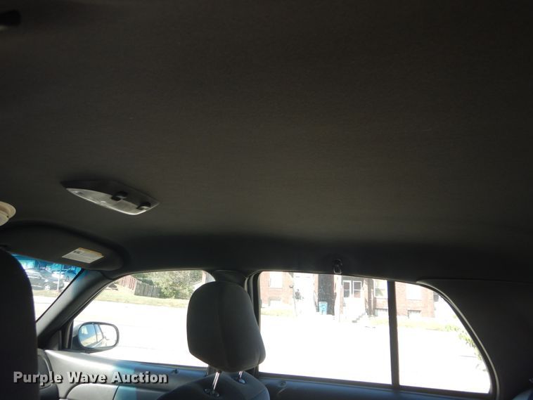 image for item DH5224 2006 Ford Crown Victoria Police Interceptor