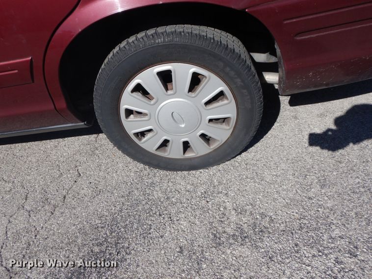 image for item DH5224 2006 Ford Crown Victoria Police Interceptor