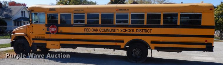 image for item DH6681 2005 Freightliner FS65  school bus