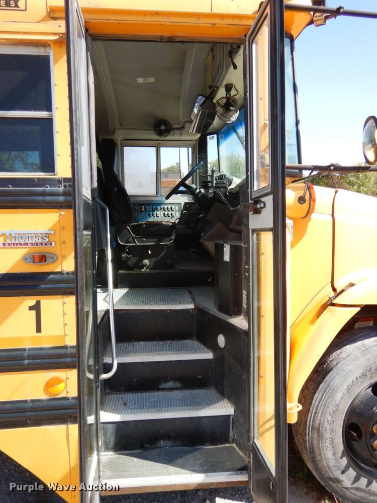image for item DH6681 2005 Freightliner FS65  school bus