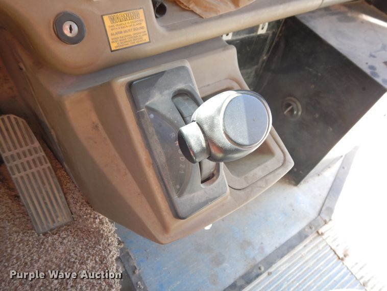 image for item DH6681 2005 Freightliner FS65  school bus