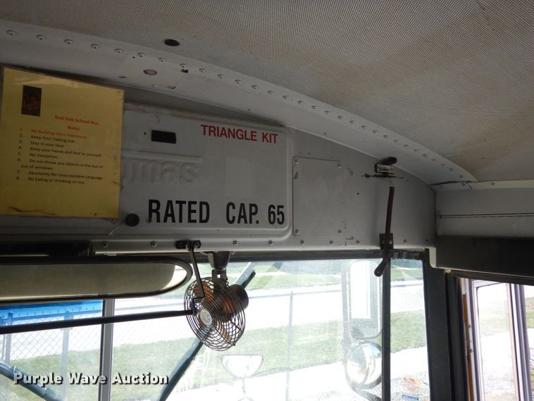 image for item DH6681 2005 Freightliner FS65  school bus