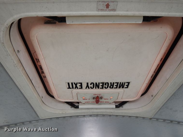 image for item DH6681 2005 Freightliner FS65  school bus