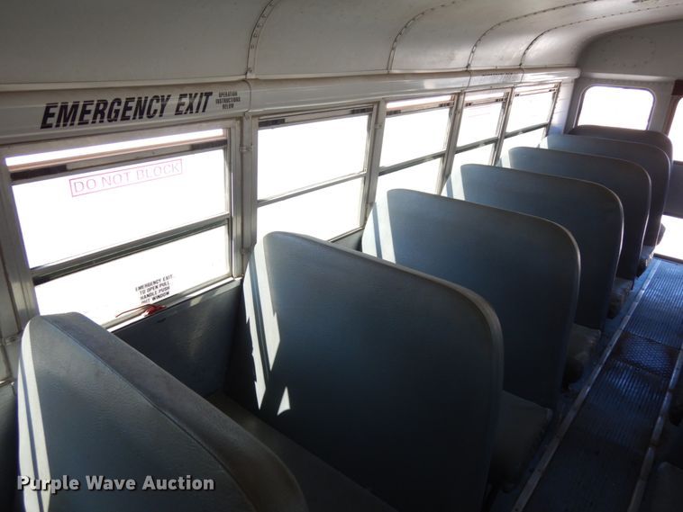 image for item DH6681 2005 Freightliner FS65  school bus