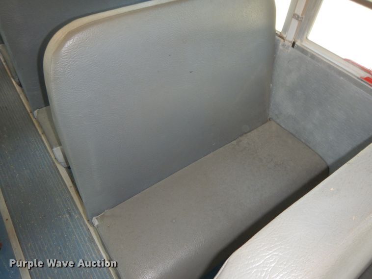 image for item DH6681 2005 Freightliner FS65  school bus