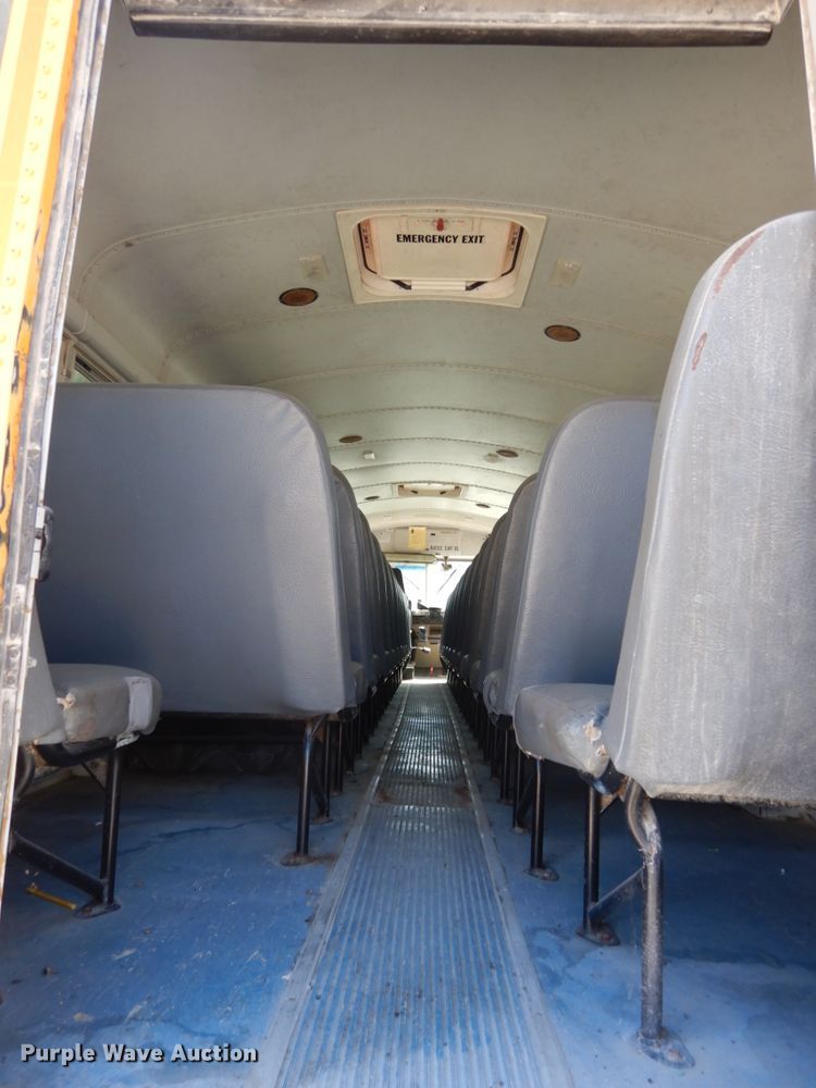 image for item DH6681 2005 Freightliner FS65  school bus