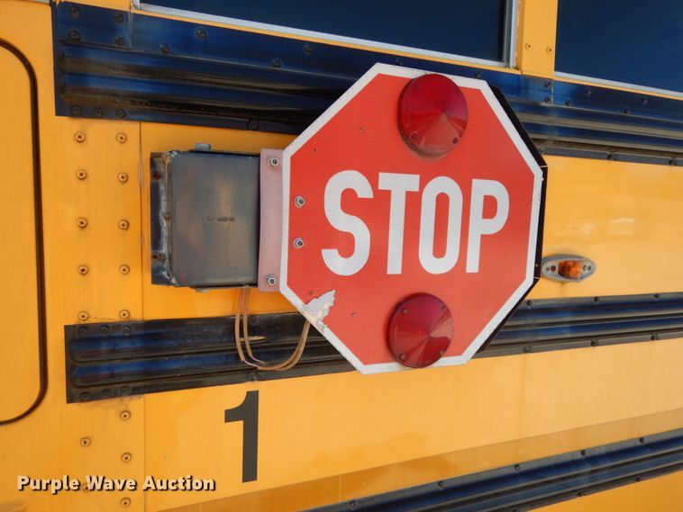 image for item DH6681 2005 Freightliner FS65  school bus